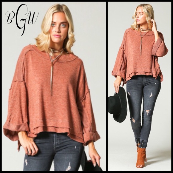 Boutique with Grace Tops - 🌺🆕5⭐️Best Seller Bell Sleeve Top